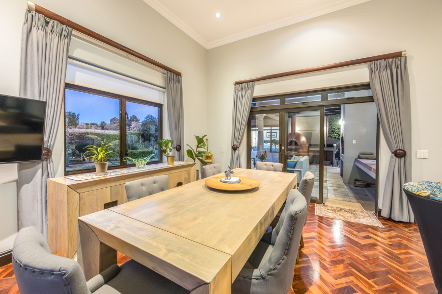 4 Bedroom Property for Sale in Klein Zevenwacht Western Cape